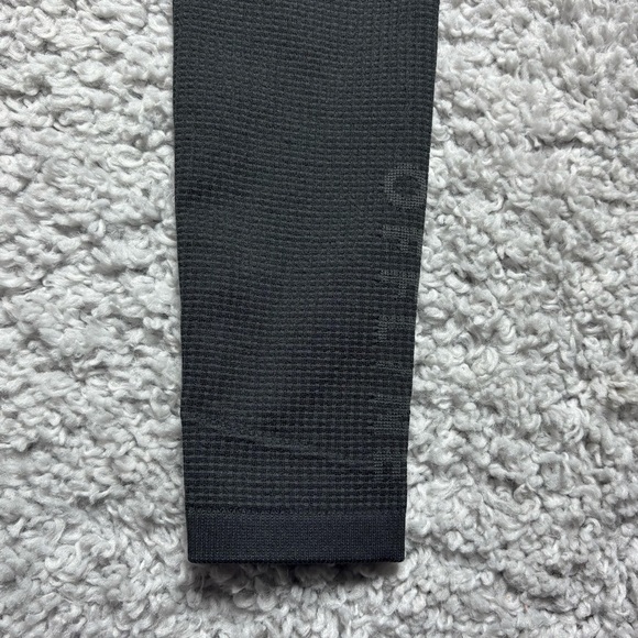 Offline Top Womens Small Aerie Long Sleeve Cropped Crewneck Compression Active - Picture 3 of 4